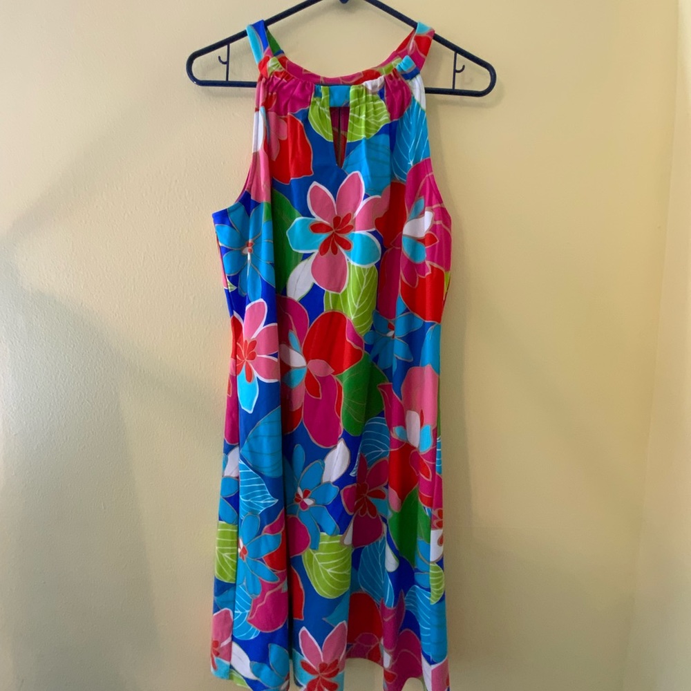 Women’s dress